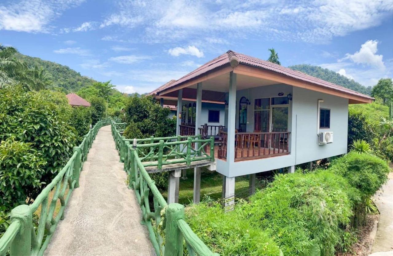 Khao Sok Jungle Huts Resort Khao Sok National Park Esterno foto
