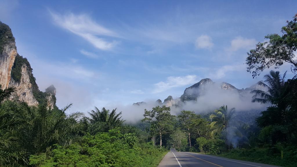 Khao Sok Jungle Huts Resort Khao Sok National Park Esterno foto
