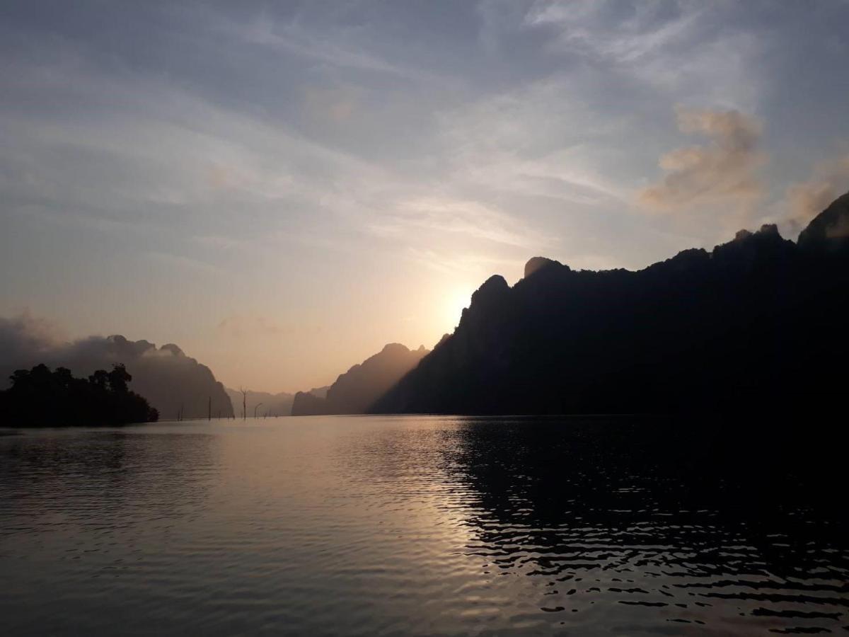 Khao Sok Jungle Huts Resort Khao Sok National Park Esterno foto